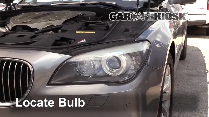 2010 BMW 750Li 4.4L V8 Turbo Lights Headlight (replace bulb)